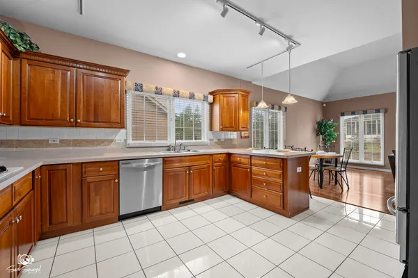 $659,900 | 2762 Shetland Lane, Aurora, IL 60502