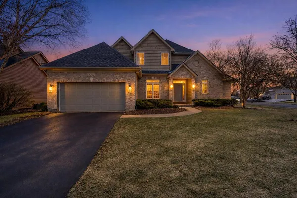 $659,900 | 2762 Shetland Lane, Aurora, IL 60502