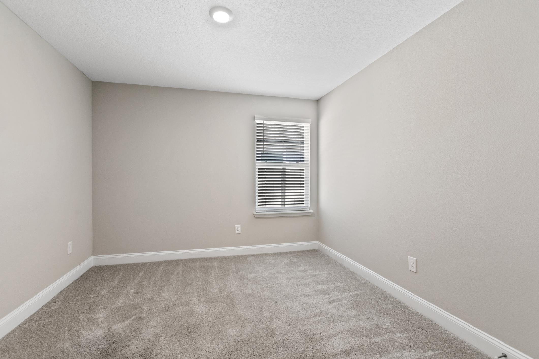 42 Huesca Court St. Augustine, FL 32084 - Photo 36 of 70 a view of room and window
