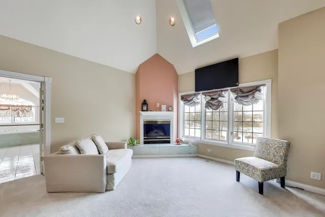 a view of a livingroom with furniture