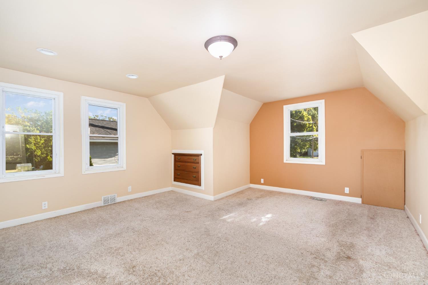 1019 8 Mile Road Cincinnati, OH 45255 - Photo 16 of 26