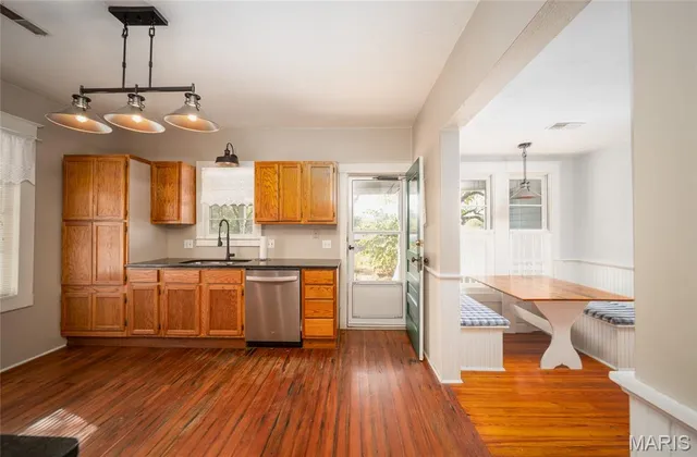 $230,900 | 803 East Center Street, Salem, MO 65560