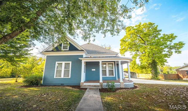$230,900 | 803 East Center Street, Salem, MO 65560