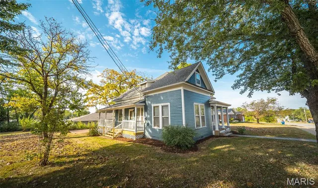 $230,900 | 803 East Center Street, Salem, MO 65560