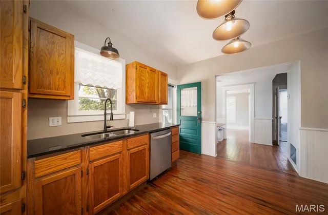 $230,900 | 803 East Center Street, Salem, MO 65560