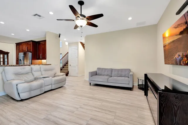 $884,900 | 7937 Emerald Winds Circle, Boynton Beach, FL 33473