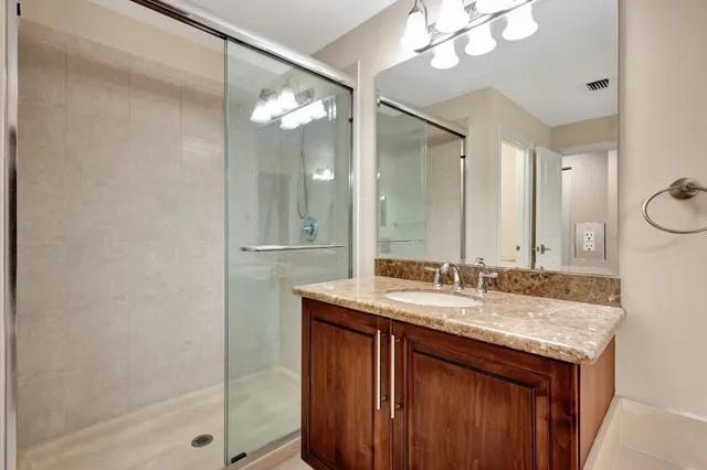 $884,900 | 7937 Emerald Winds Circle, Boynton Beach, FL 33473