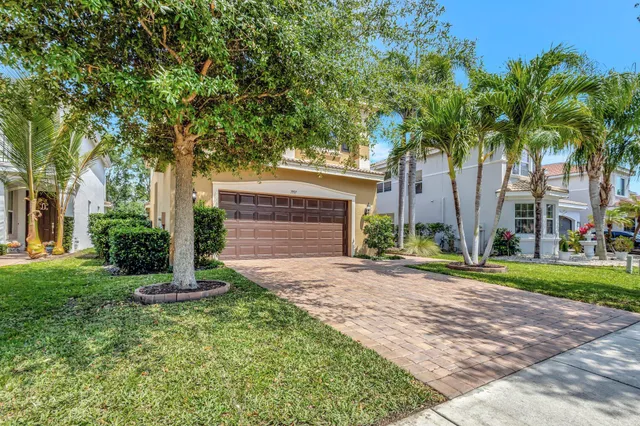 $884,900 | 7937 Emerald Winds Circle, Boynton Beach, FL 33473