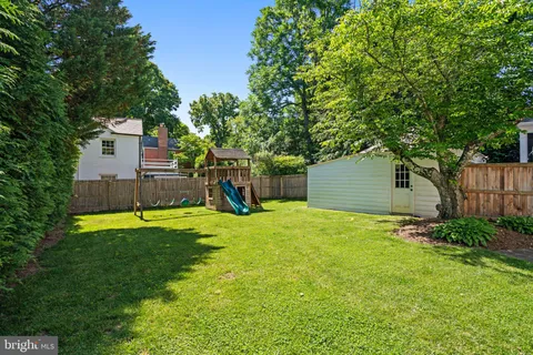 $1,350,000 | 4809 Jamestown Road, Bethesda, MD 20816