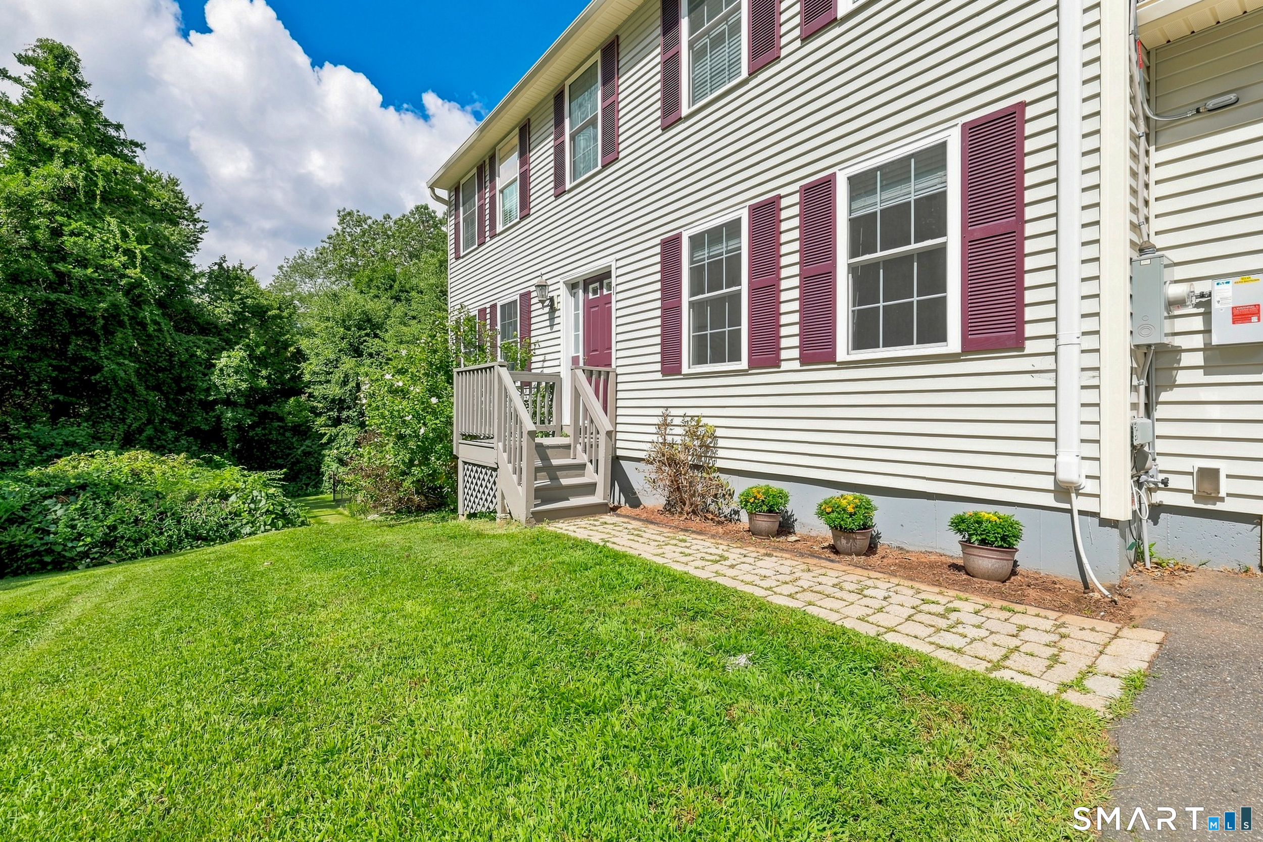 1 Wildwood Road Vernon, CT 06066 - Photo 4 of 39 Gallery Image 4