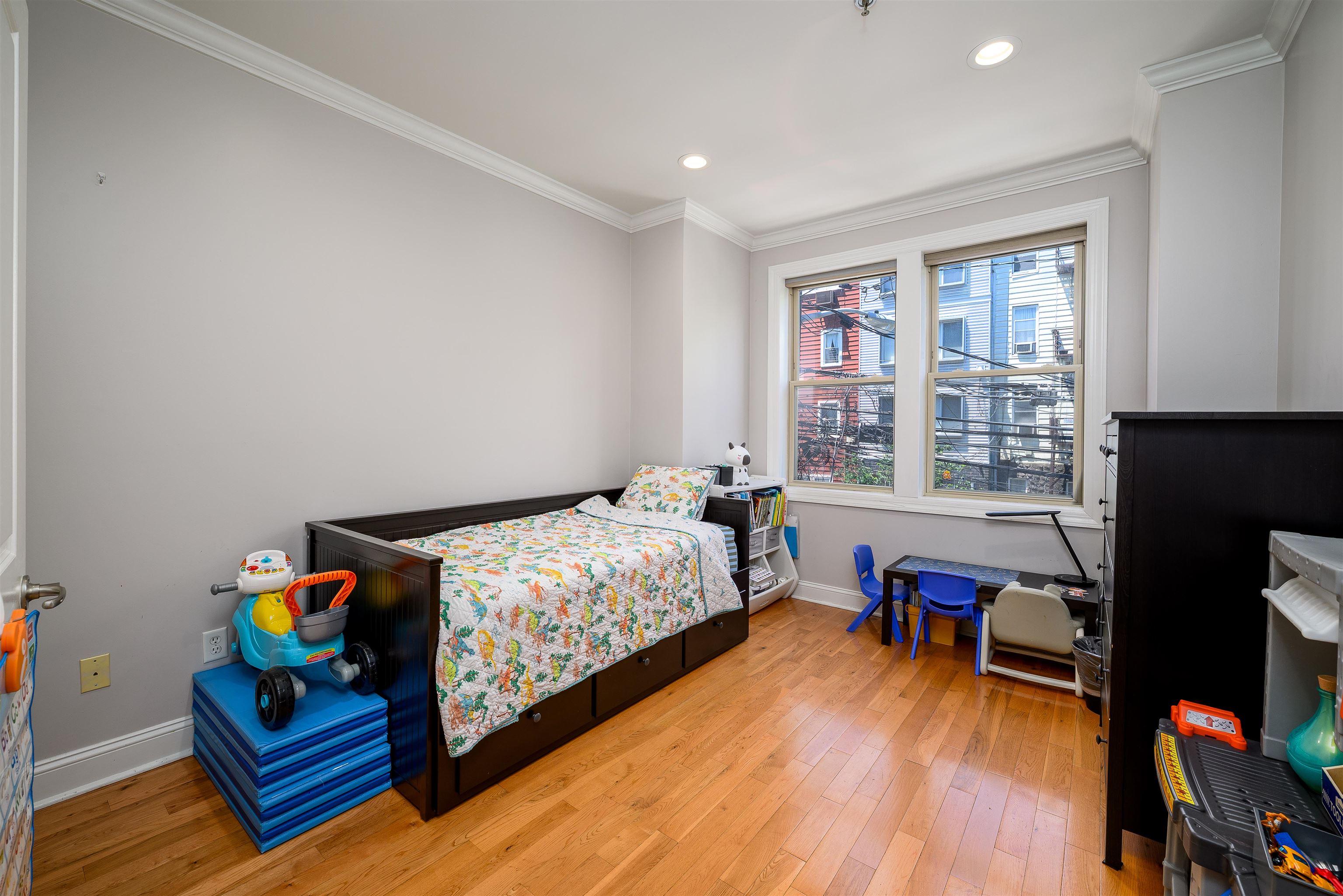413 Madison Street, Unit 2 Hoboken, NJ 07030 - Photo 12 of 21