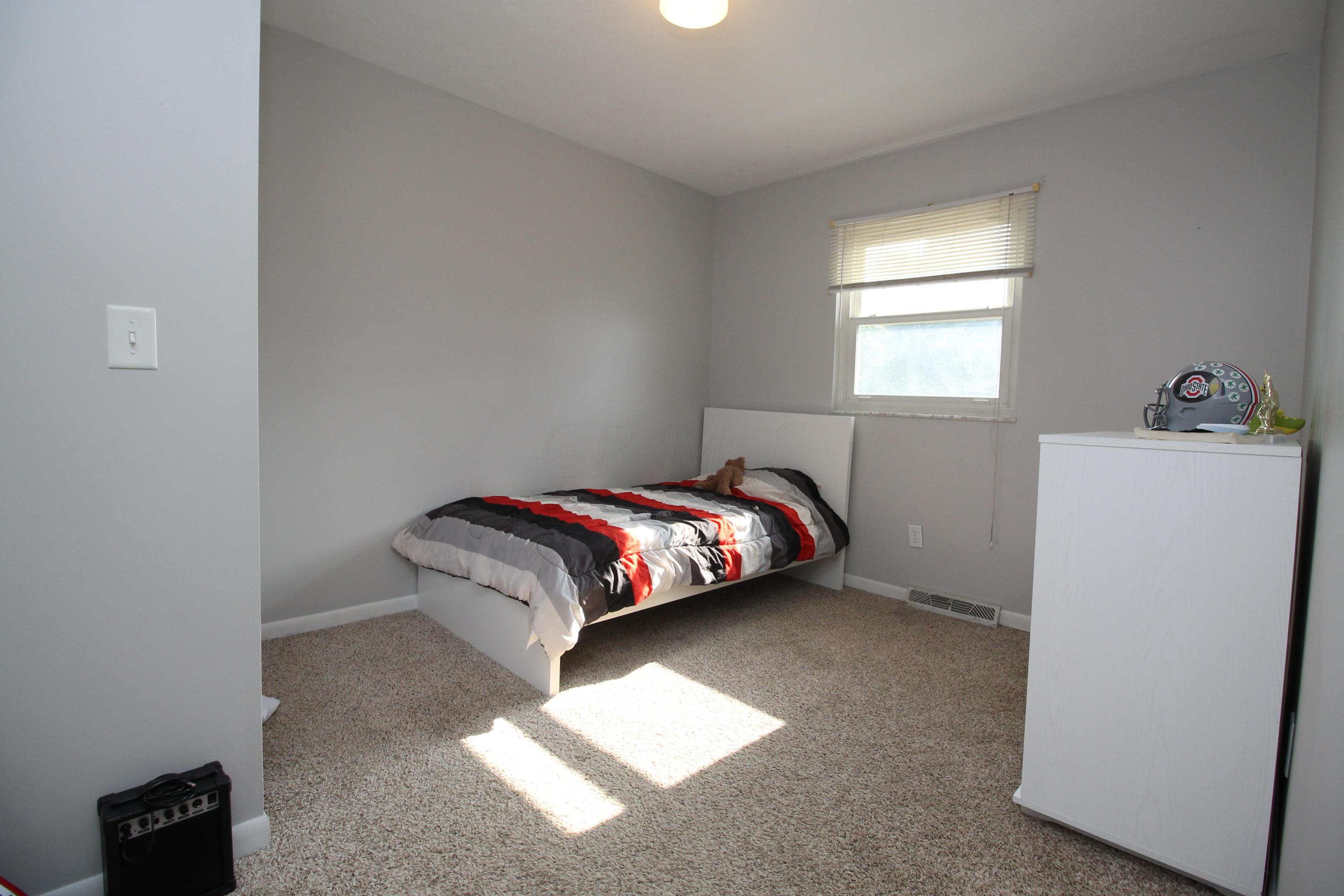 4283 Avery Road Hilliard, OH 43026 - Photo 15 of 35