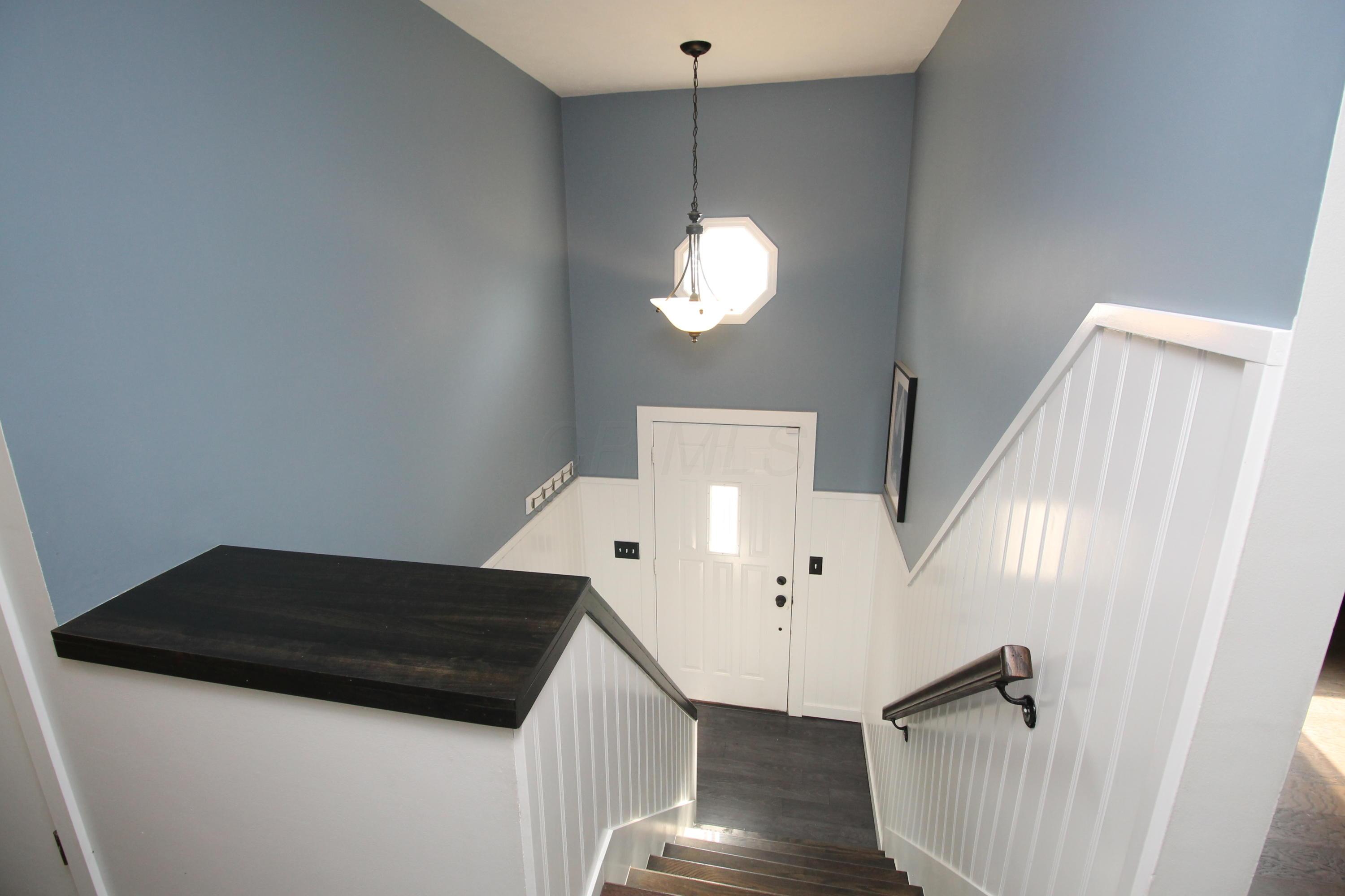 4283 Avery Road Hilliard, OH 43026 - Photo 3 of 35