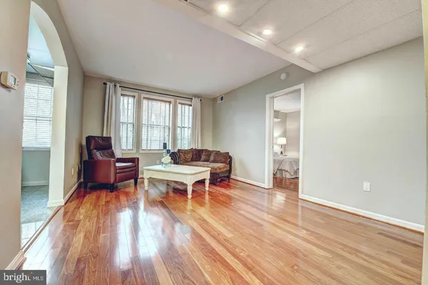 $1,850 | 2015 Key Boulevard, Unit 12604, Arlington, VA 22201