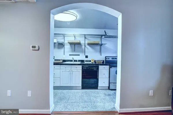 $1,850 | 2015 Key Boulevard, Unit 12604, Arlington, VA 22201