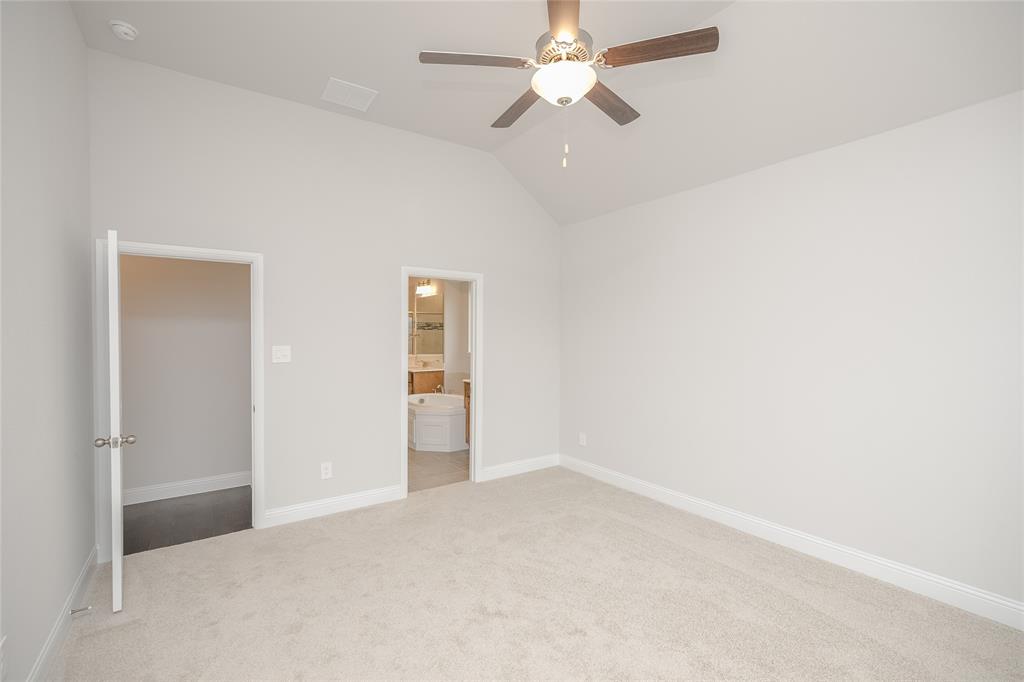 9322 Middle Ground Place Frisco, TX 75035 - Photo 15 of 36