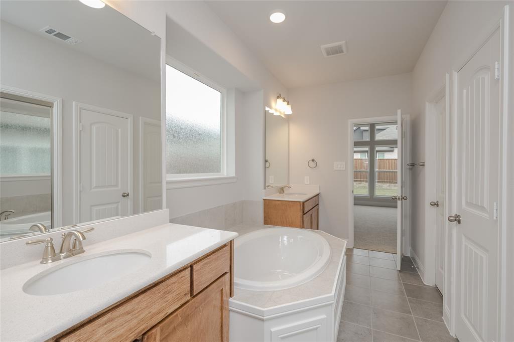 9322 Middle Ground Place Frisco, TX 75035 - Photo 22 of 36