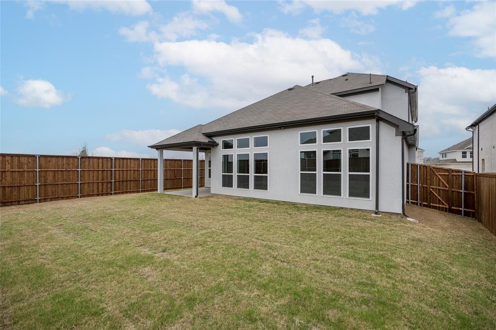 9322 Middle Ground Place Frisco, TX 75035 - Photo 32 of 36