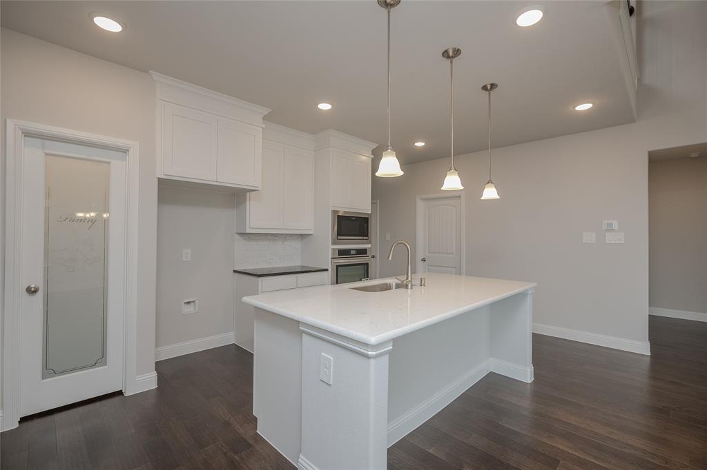 9322 Middle Ground Place Frisco, TX 75035 - Photo 9 of 36