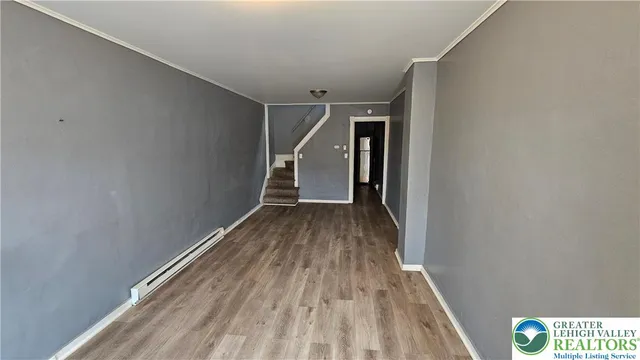 $1,350 | 509 North Railroad Street, Allentown, PA 18102