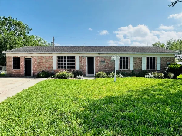 $179,000 | 1002 Gillette Street, Kingsville, TX 78363