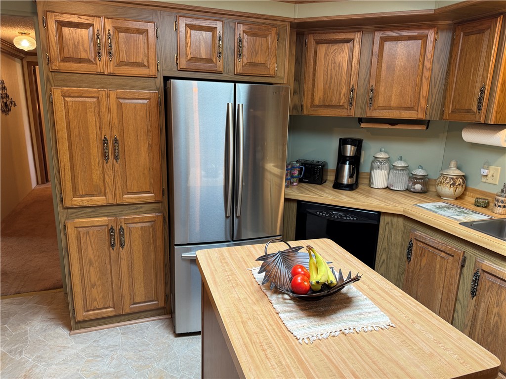 35 Hidden Meadows Drive Bergen, NY 14416 - Photo 6 of 32