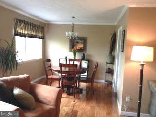 5111 8th Road South, Unit 407 Arlington, VA 22204 - Photo 5 of 15 Dining Room