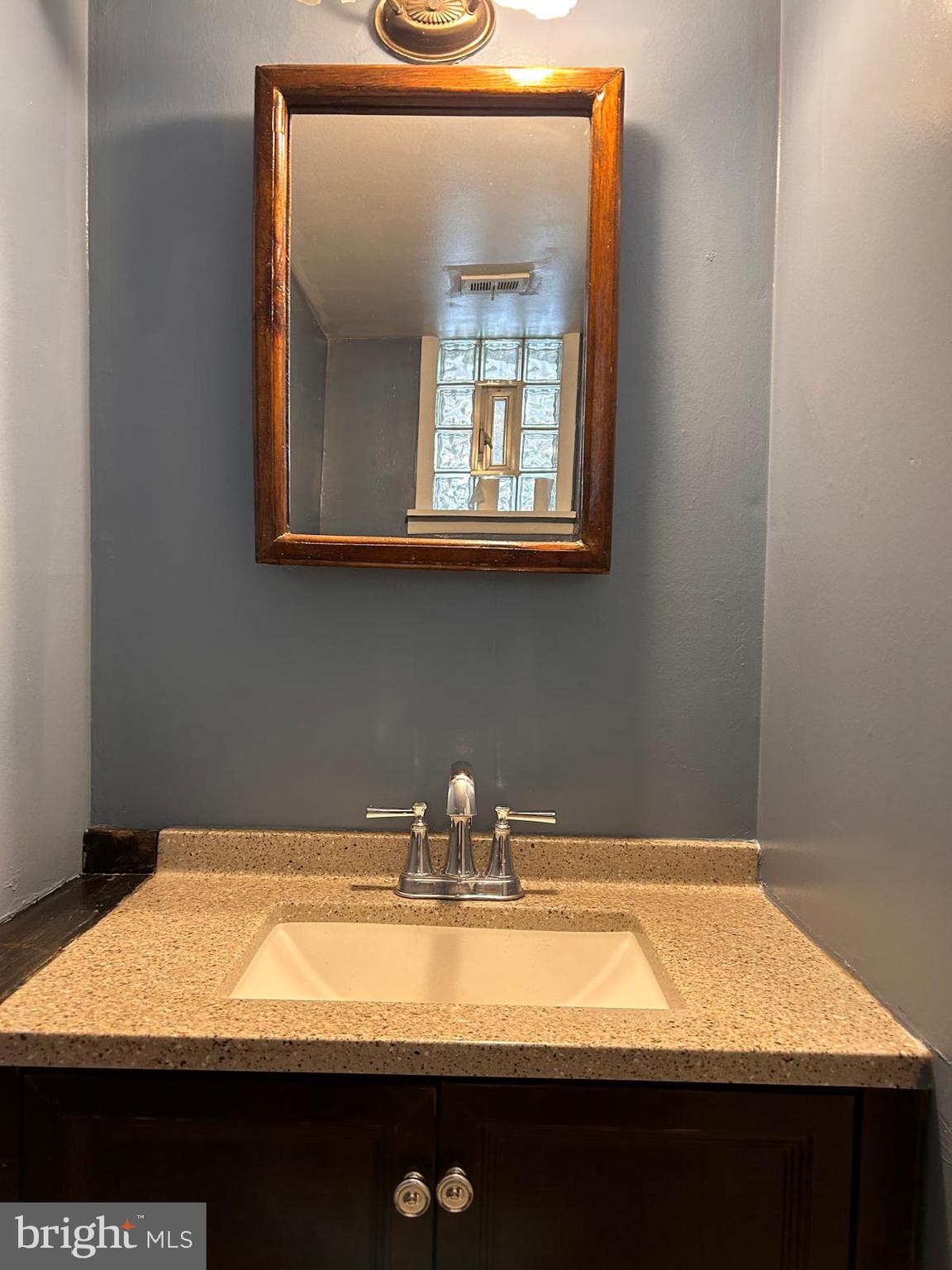 11991 Lockart Road Philadelphia, PA 19116 - Photo 14 of 22 Gallery Image 14
