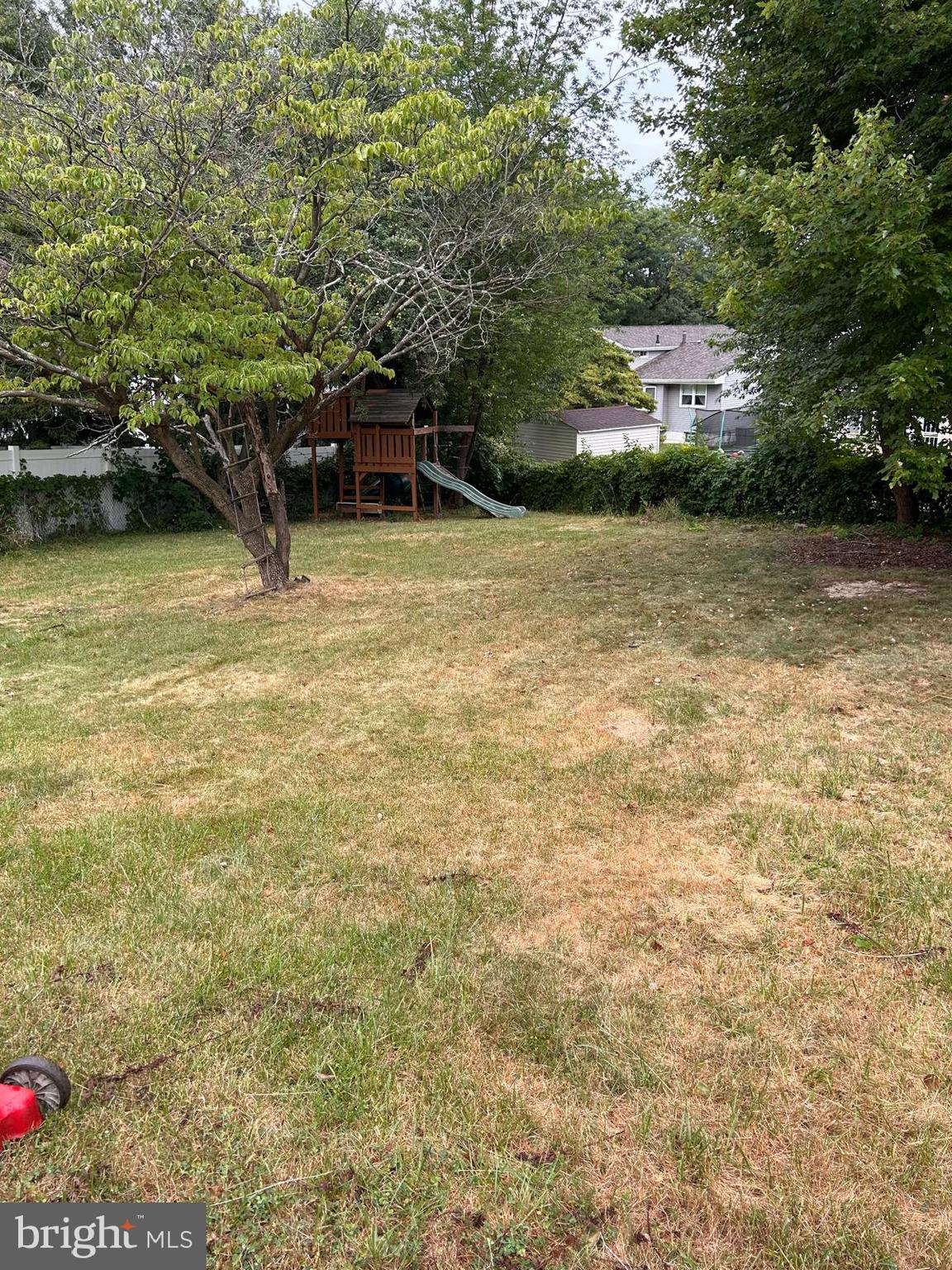 11991 Lockart Road Philadelphia, PA 19116 - Photo 20 of 22 Gallery Image 20