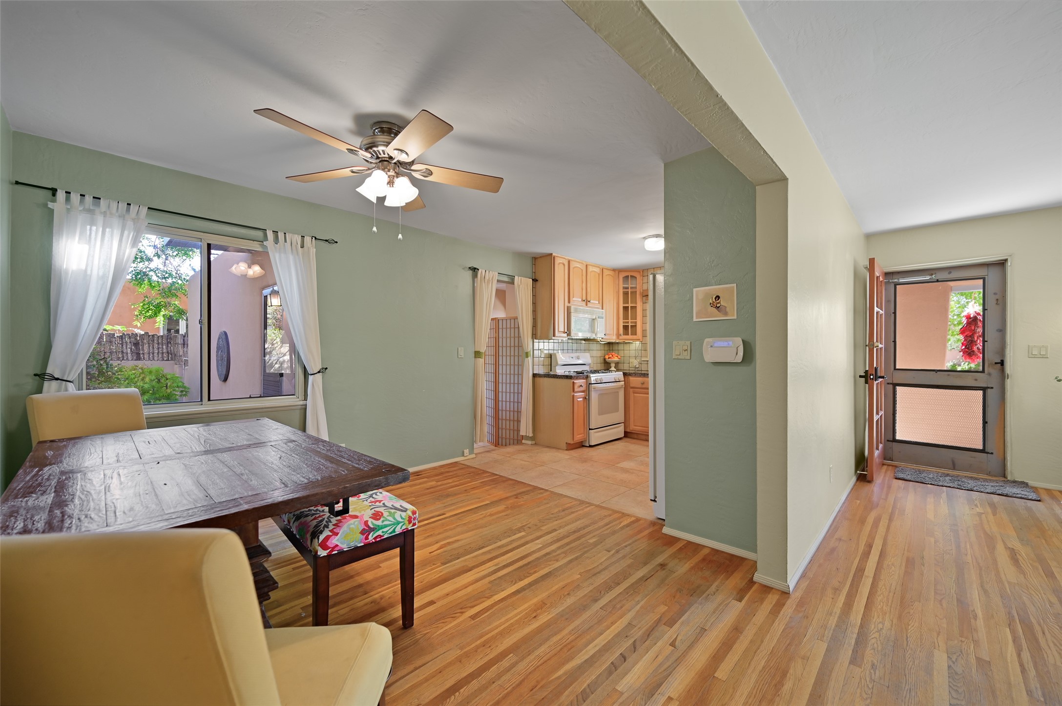 1929 San Ildefonso Road Santa Fe, NM 87505 - Photo 12 of 42 Gallery Image 12
