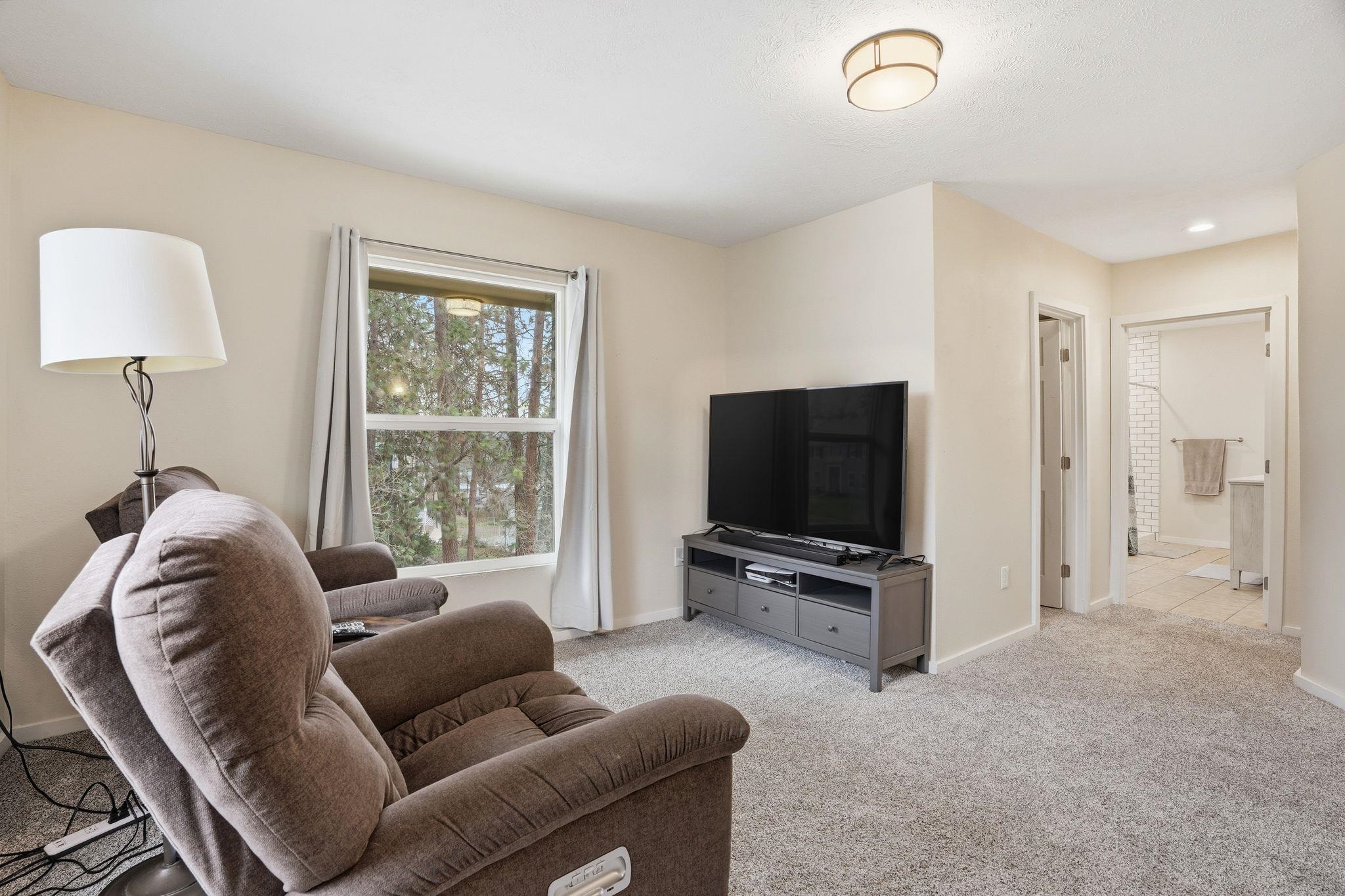 1728 West 9th Avenue Spokane, WA 99204 - Photo 17 of 41