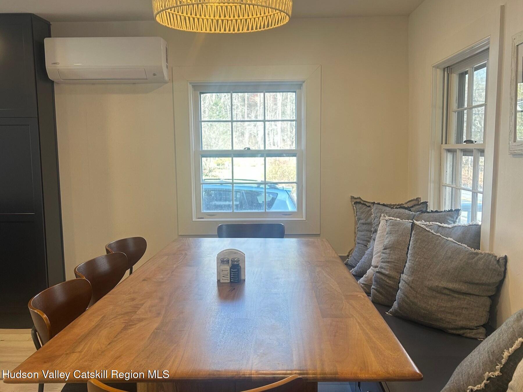 527 Zena Road Woodstock, NY 12498 - Photo 5 of 13 photo_online_005