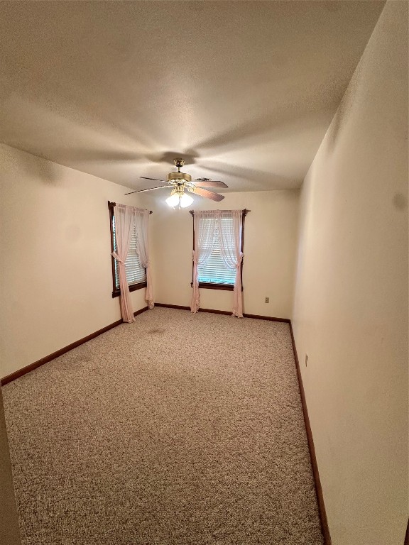 2221 South Front Street Angleton, TX 77515 - Photo 13 of 26