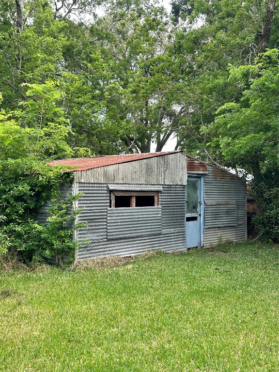 2221 South Front Street Angleton, TX 77515 - Photo 22 of 26