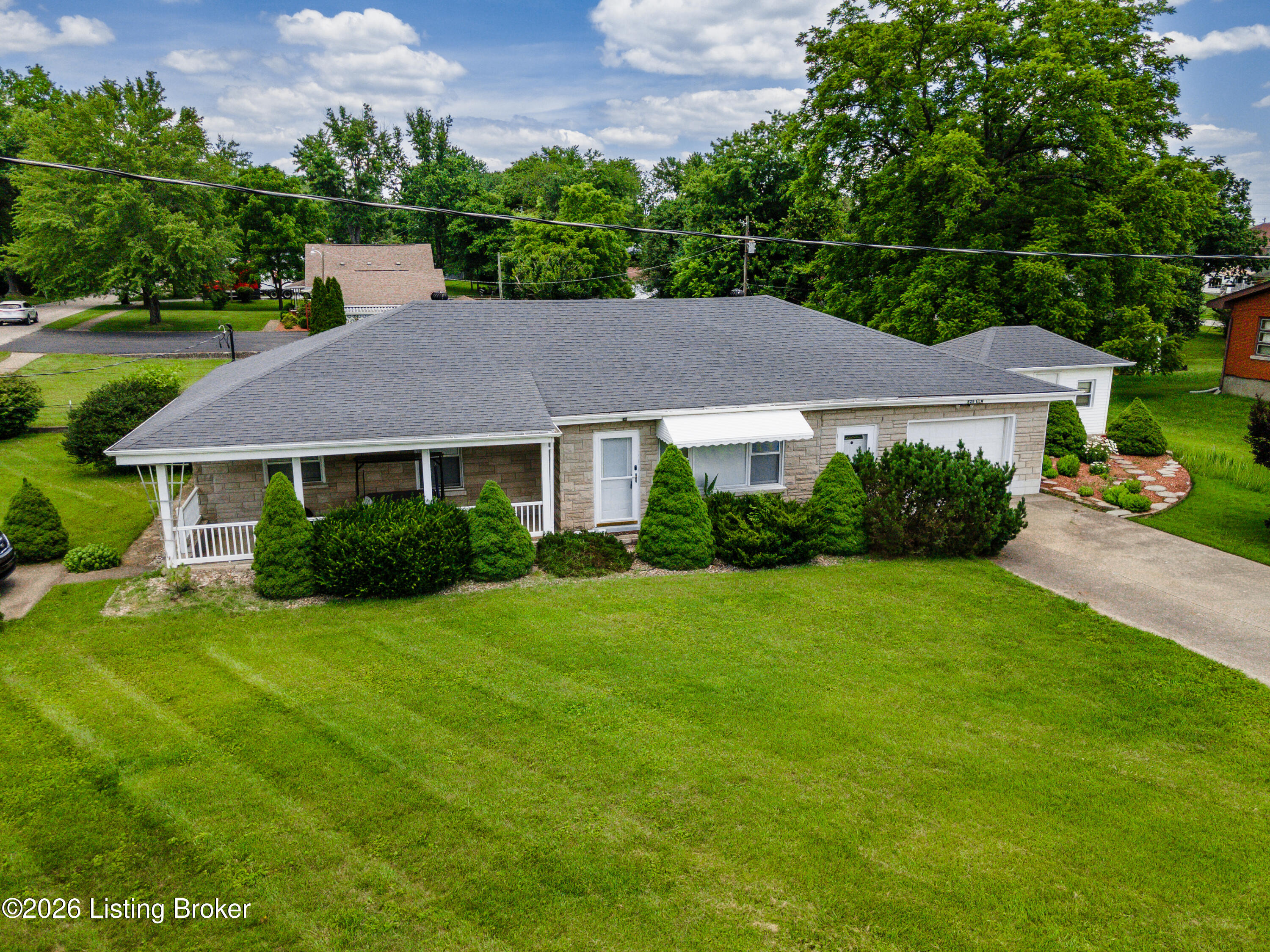 828 West Elm Road Radcliff, KY 40160 - Photo 35 of 36 DJI_0396
