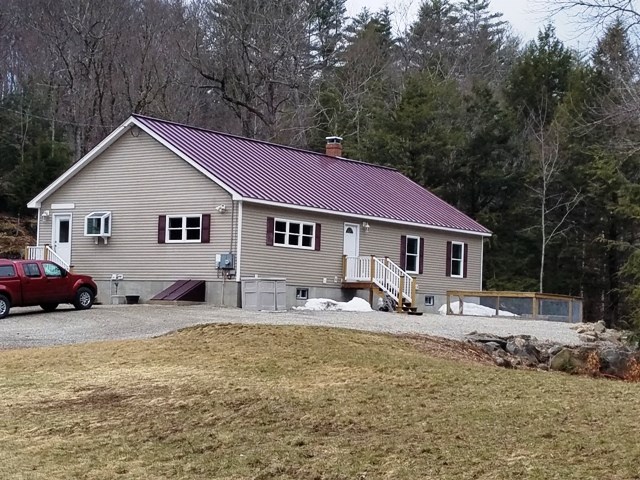 734 Hill Road Franklin, NH 03235 - Photo 1 of 35