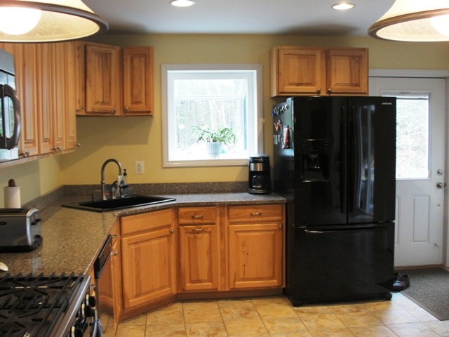 734 Hill Road Franklin, NH 03235 - Photo 5 of 35