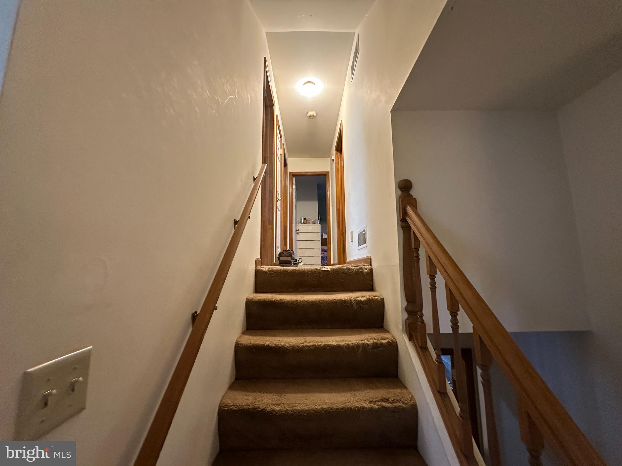 12103 Itnyre Road Smithsburg, MD 21783 - Photo 50 of 84 a view of entryway
