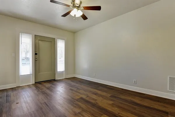 $215,000 | 1115 South Rusk Avenue, Denison, TX 75020