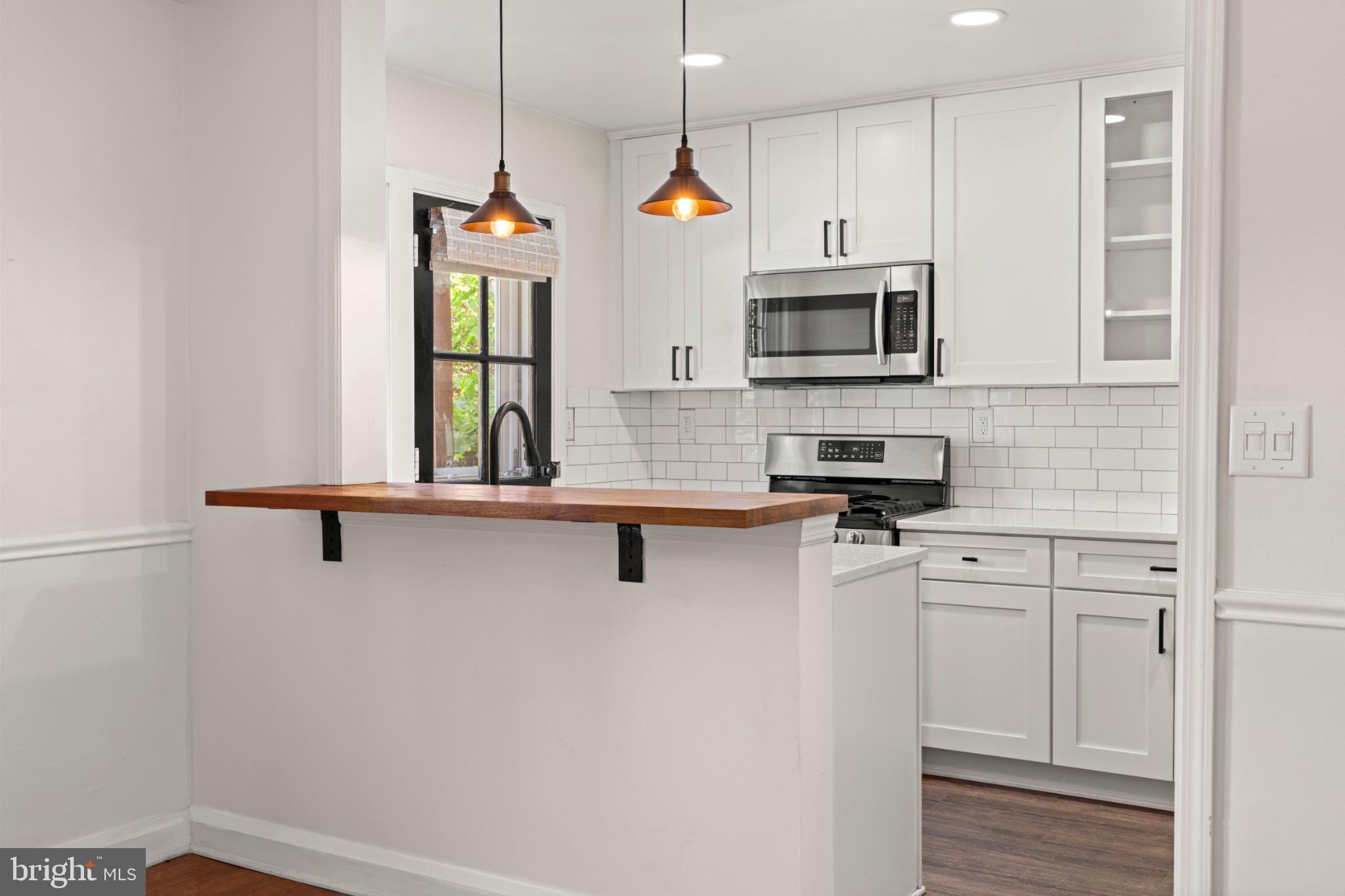 1855 Edgewood Road Towson, MD 21286 - Photo 9 of 29 Modern kitchen with stylish accents.