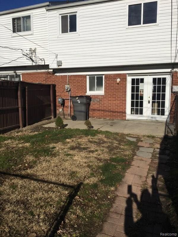 20192 15 Mile Road Clinton Township, MI 48035 - Photo 2 of 16 IMG_1459.jpg