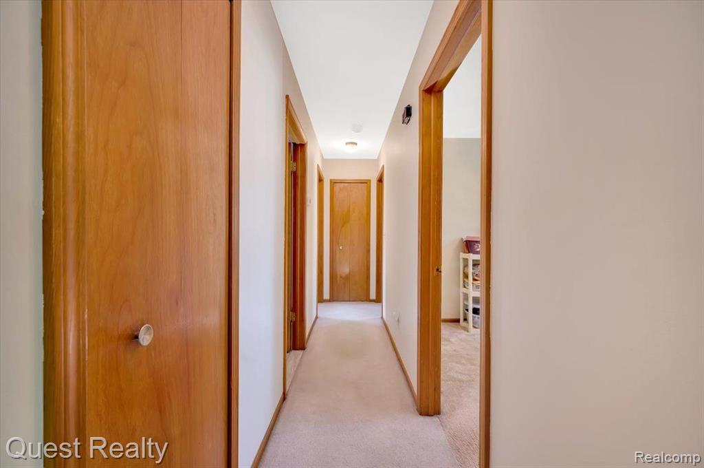 3703 Samuel Avenue Rochester Hills, MI 48309 - Photo 16 of 26