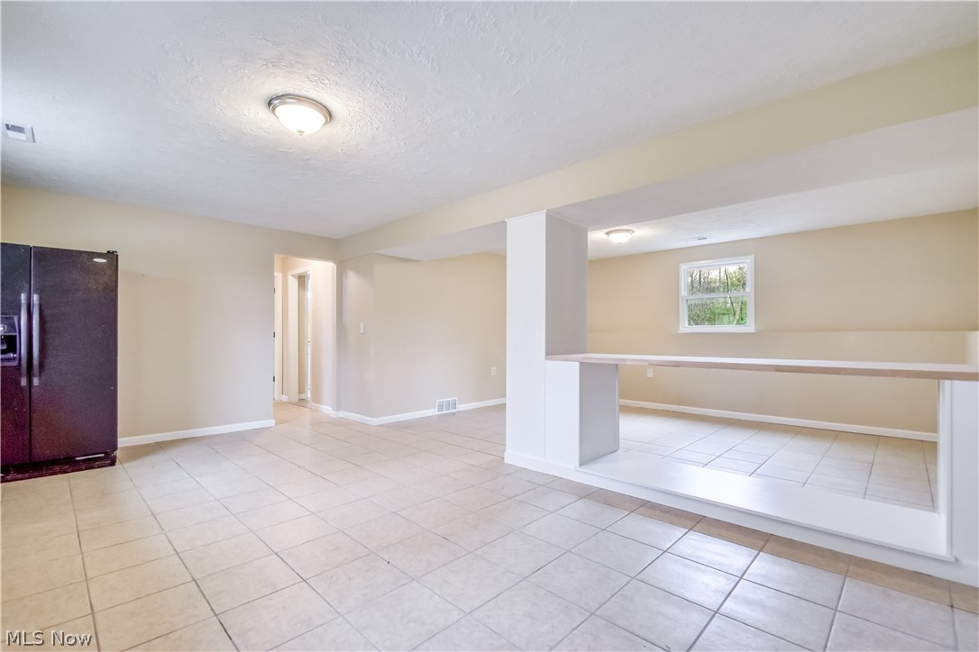 6996 Roe Boulevard Madison, OH 44057 - Photo 31 of 38