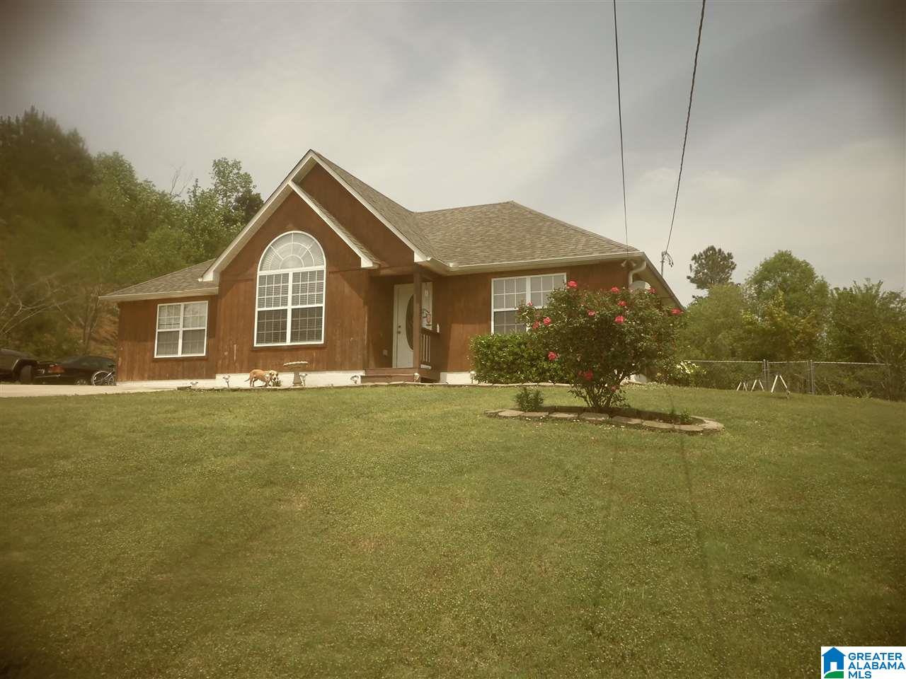 416 Miranda Road Warrior, AL 35180 - Photo 3 of 30