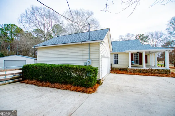 $439,900 | 2 Pine Hill Drive, Ranburne, AL 36273