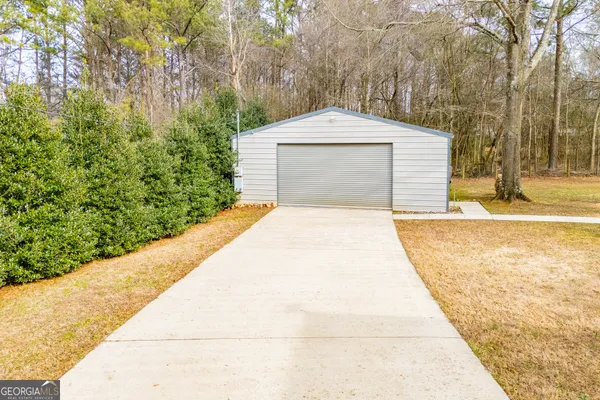 $439,900 | 2 Pine Hill Drive, Ranburne, AL 36273