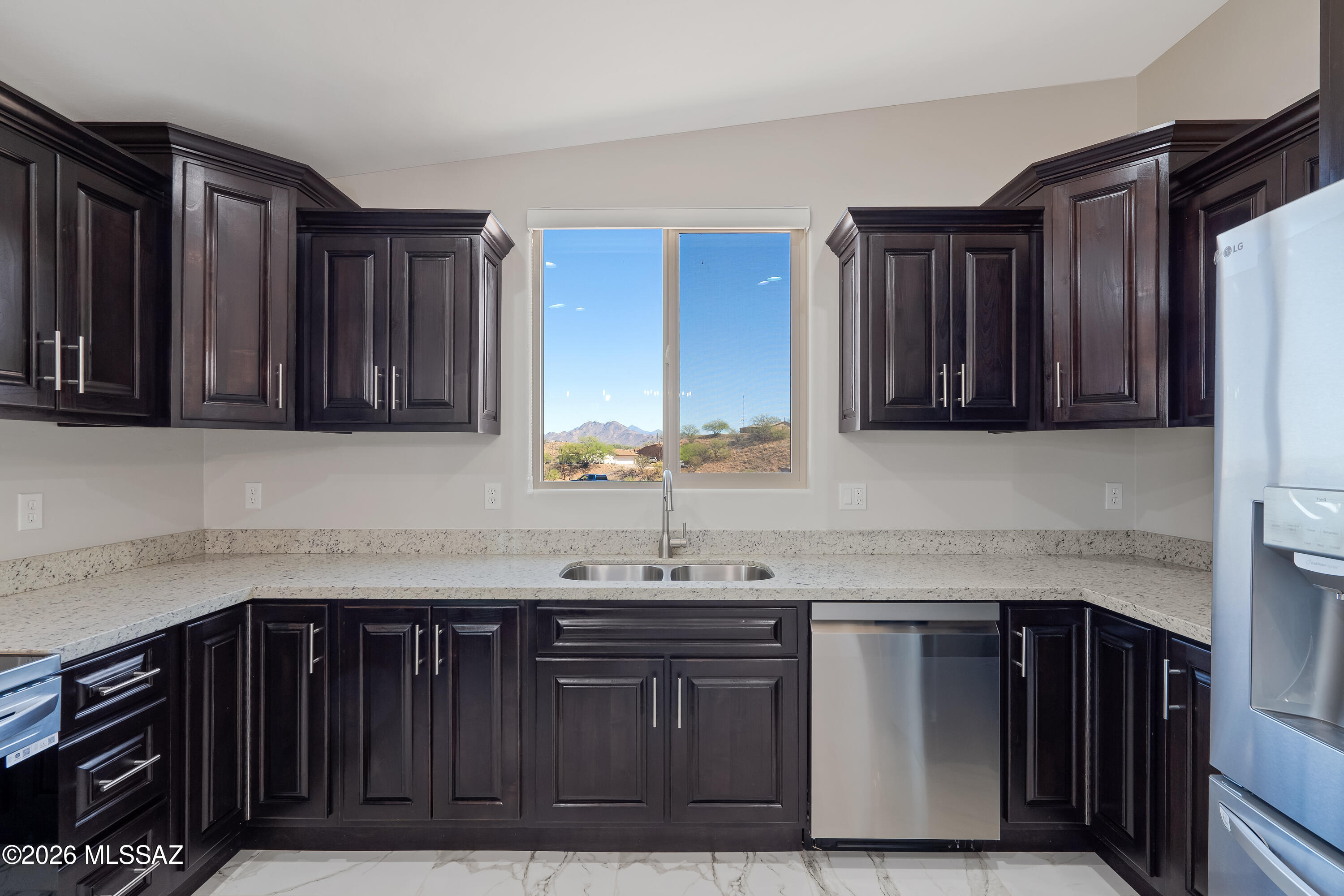 979 Calle Amarillo Rio Rico, AZ 85648 - Photo 14 of 47 2 Interiors-9