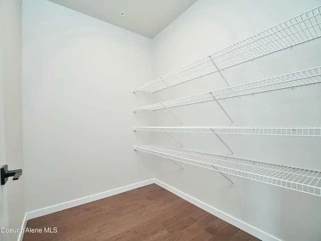 $685,000 | 953 East RR Avenue, Post Falls, ID 83854