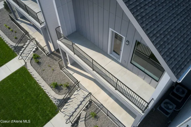 $685,000 | 953 East RR Avenue, Post Falls, ID 83854