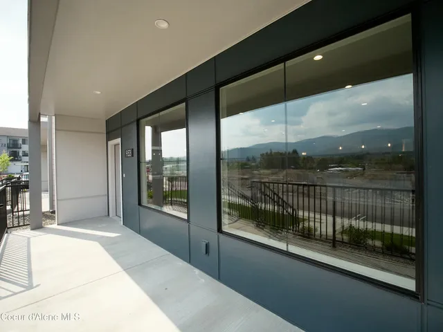 $685,000 | 953 East RR Avenue, Post Falls, ID 83854